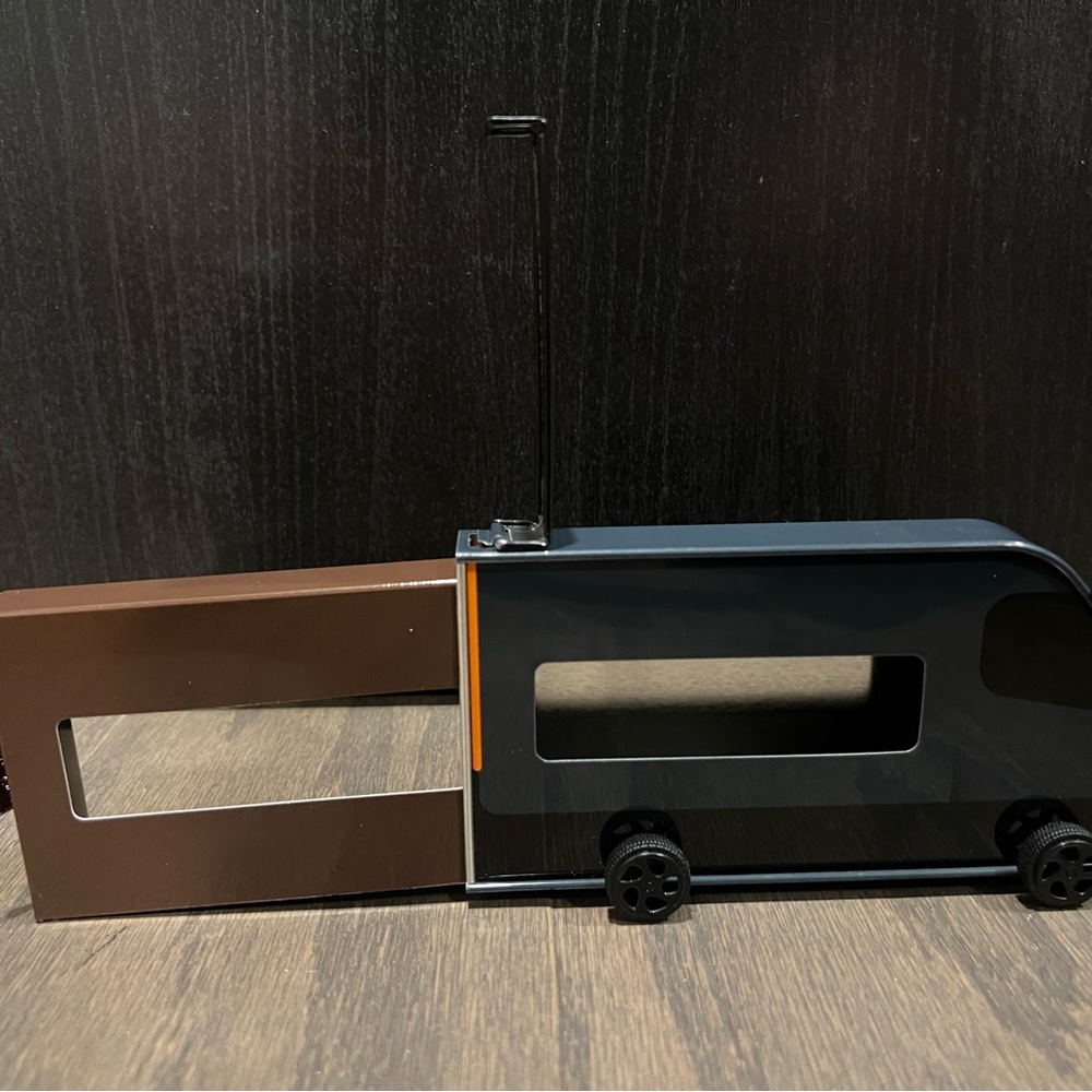 Amazon Delivery Truck Van Limited Edition Gift Card Holder Metal Box Toy - Picture 5 of 5